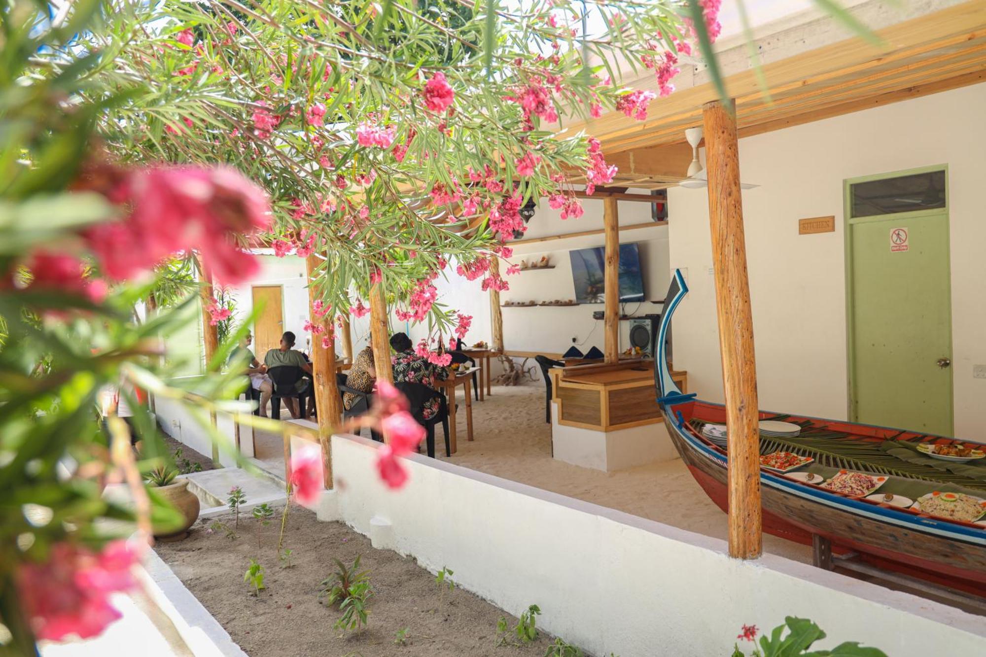 Shifa Lodge Maldives Feridhoo ภายนอก รูปภาพ